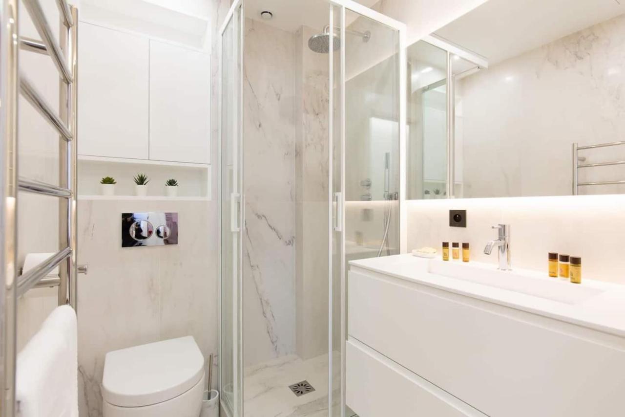 Magnificent Renovated 4-Room Apartment - Croisette Carre D'Or Κάννες Εξωτερικό φωτογραφία