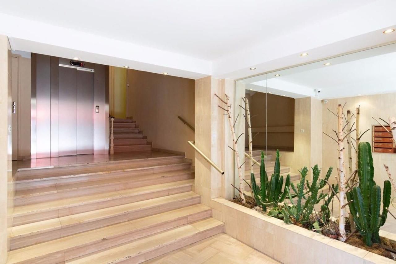 Magnificent Renovated 4-Room Apartment - Croisette Carre D'Or Κάννες Εξωτερικό φωτογραφία